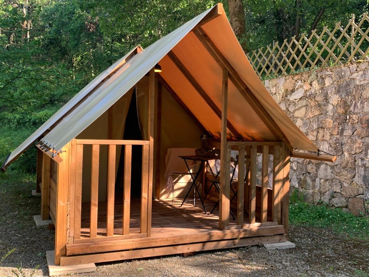 Camping Calme Et Nature Iserand Vion  Exterior photo